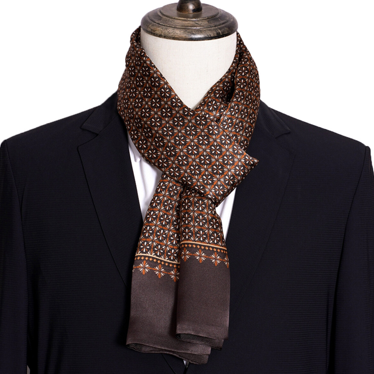 Yeni Erkek Şeritli İpek Eşarp  - Men'S Accessories Premium incelemesi ve fiyatı