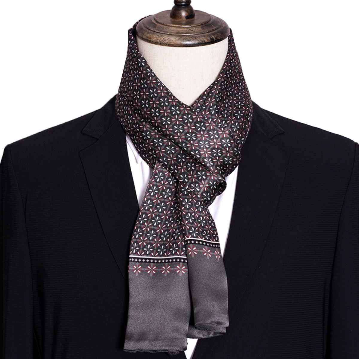 Yeni Erkek Şeritli İpek Eşarp  - Men'S Accessories Premium incelemesi ve fiyatı